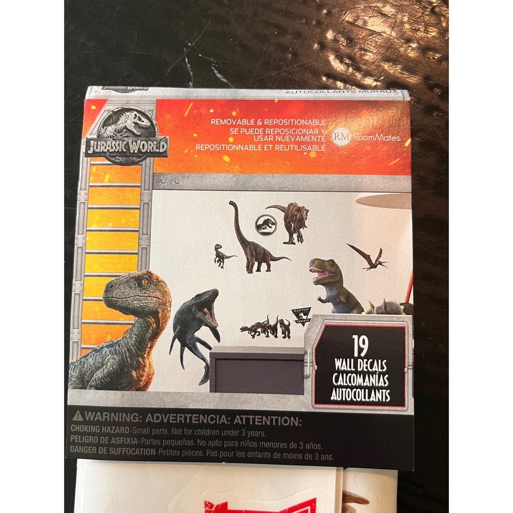 RoomMates JURASSIC WORLD Removable & Repositionable Wall Decals